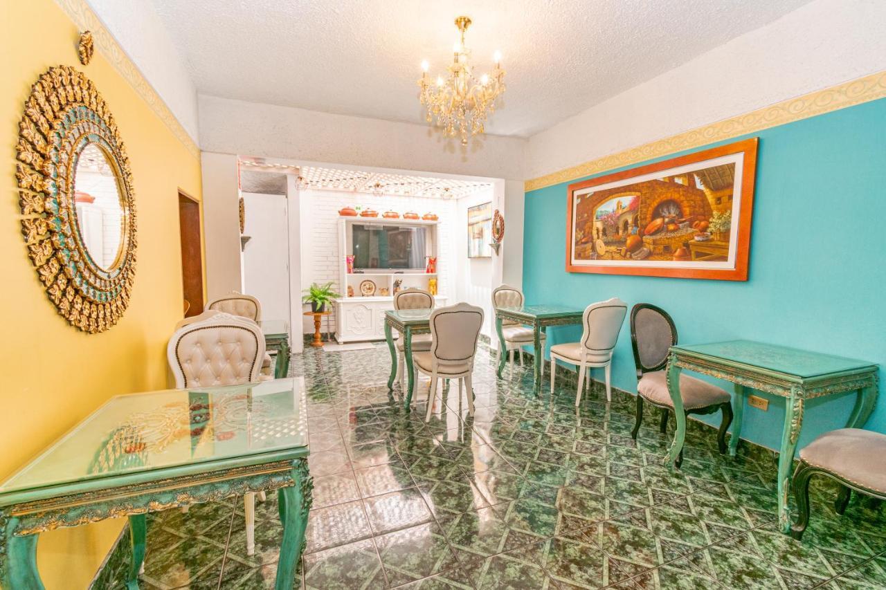 Inti Killa Hostel Лима Екстериор снимка