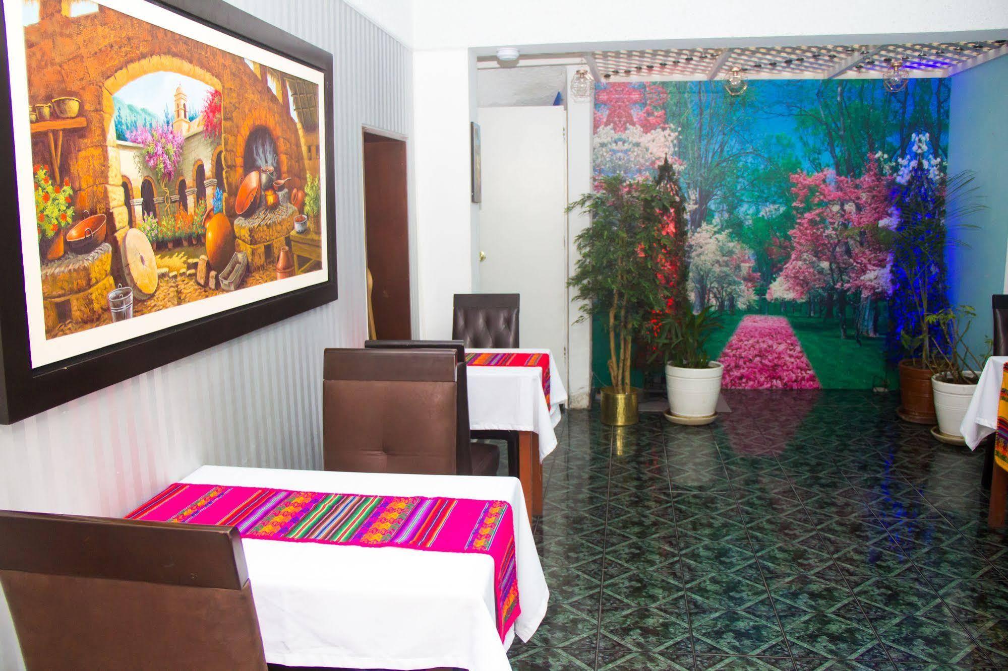 Inti Killa Hostel Лима Екстериор снимка
