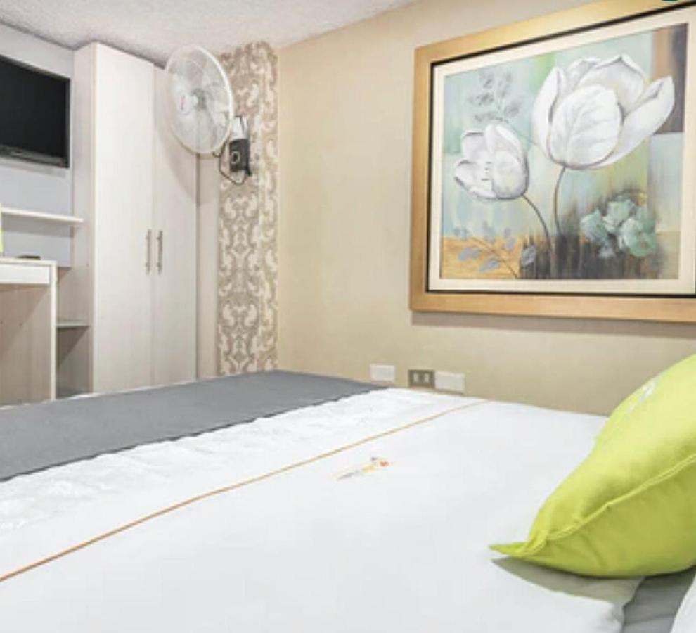 Inti Killa Hostel Лима Екстериор снимка