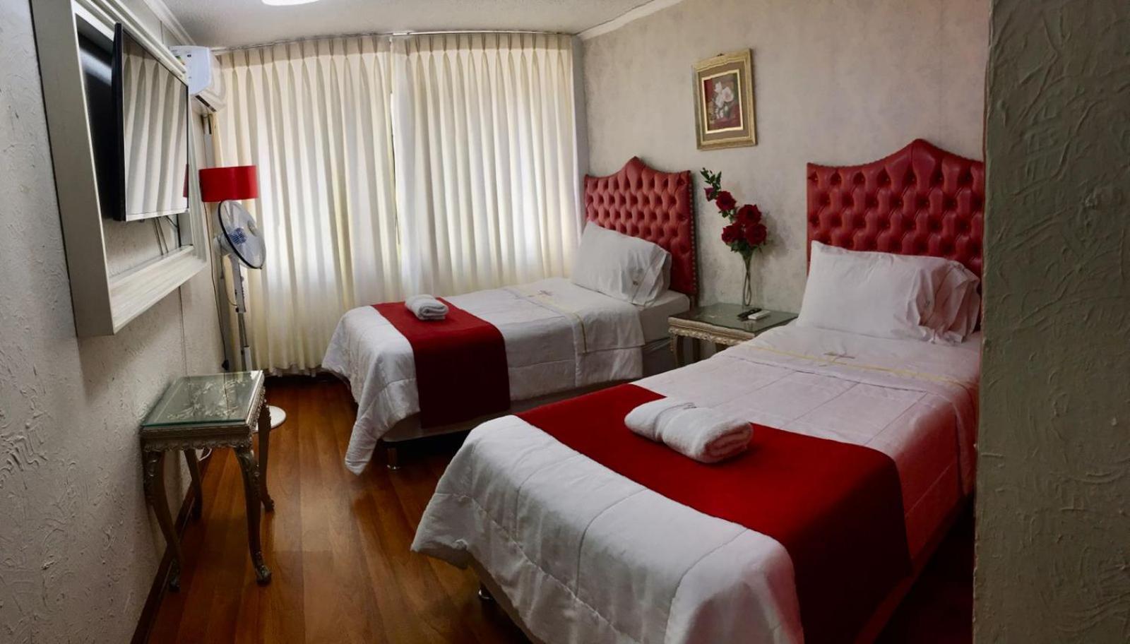 Inti Killa Hostel Лима Екстериор снимка
